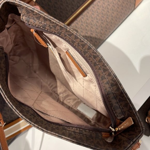 Michael Kors Jet Set Travel Large Messenger Crossbody Bag Brown - Picture 14 of 16